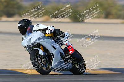 media/Jan-13-2024-SoCal Trackdays (Sat) [[9c032fe5aa]]/Turn 4 (135pm)/